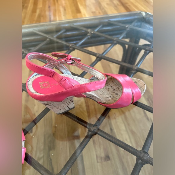 Women’s 3 inch heel Anne Klein iFlex salmon cork 6.5 - Picture 2 of 3